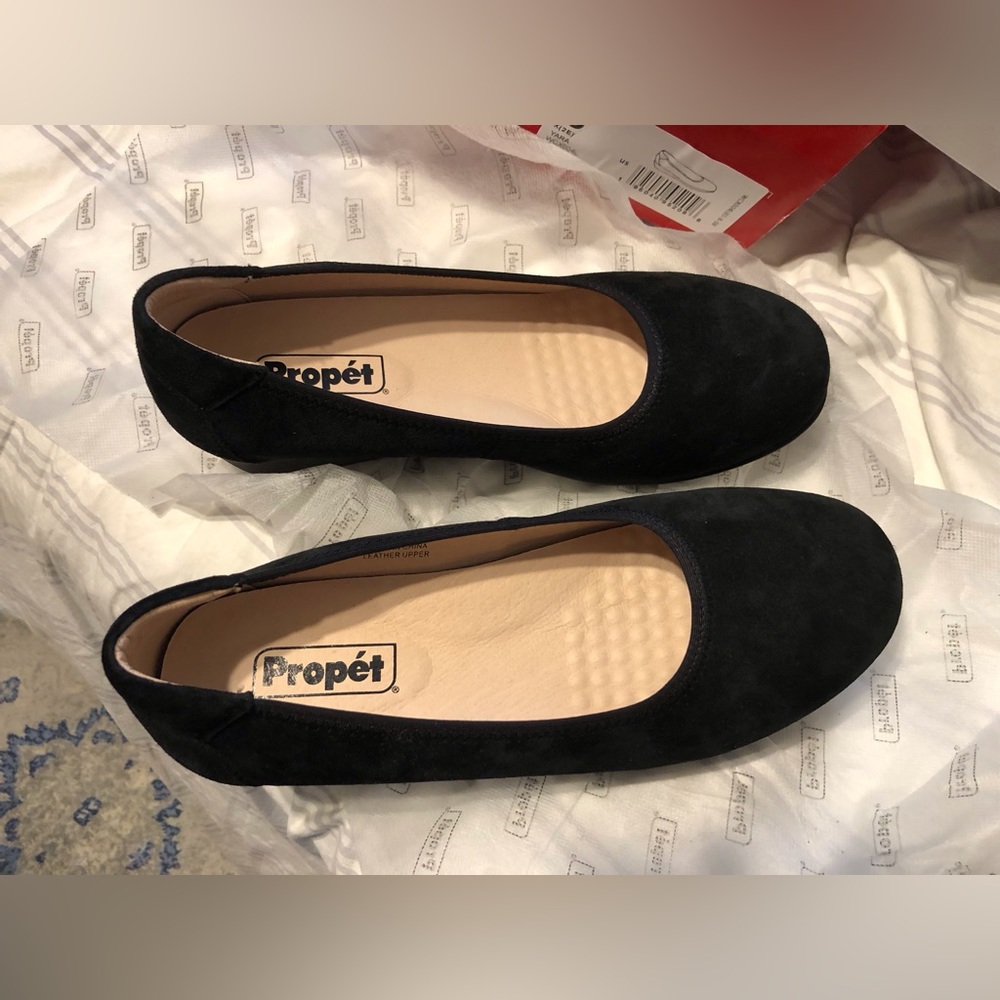 Casual suede flat shoes Never Worn